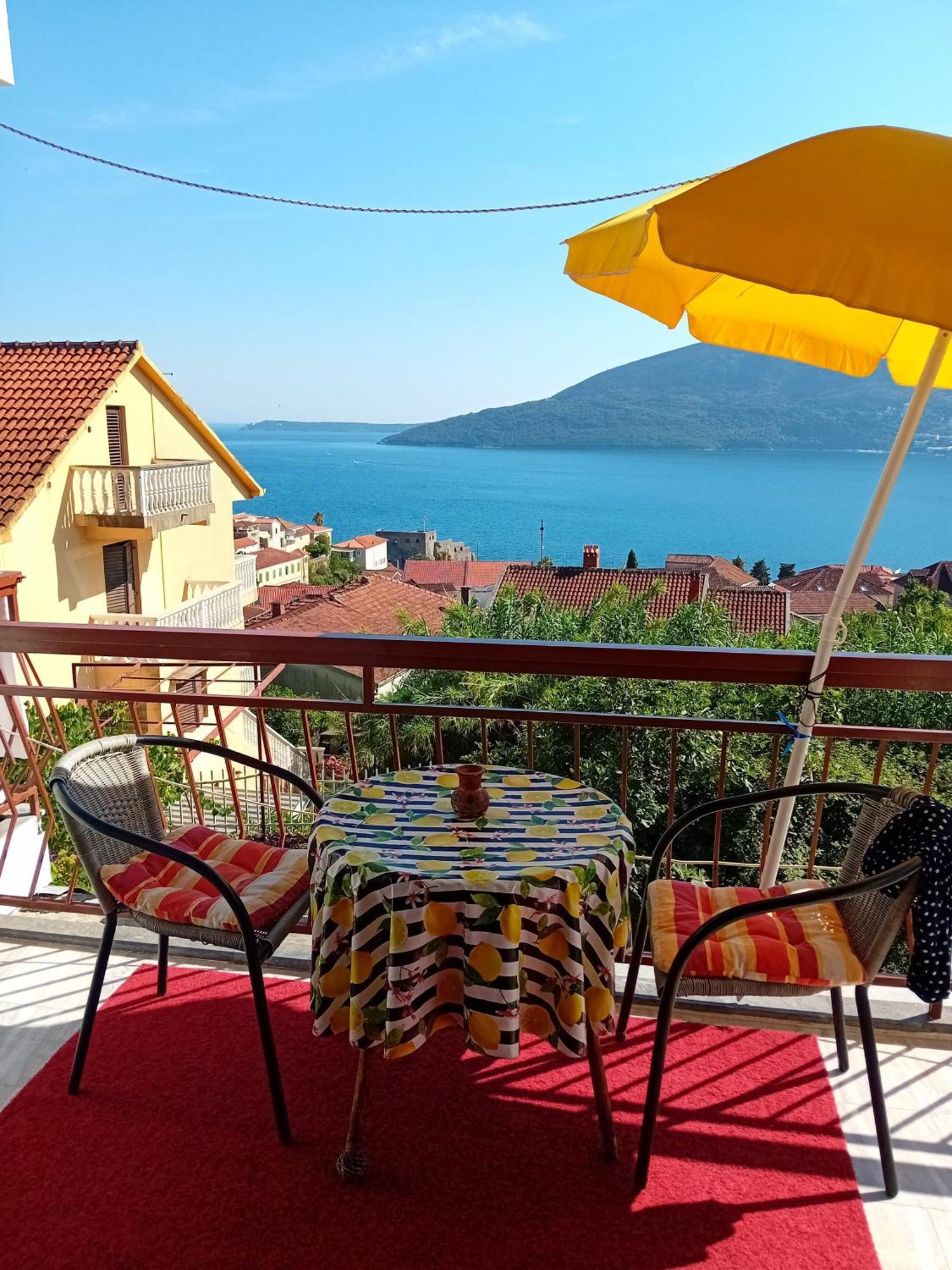 Guest House Cinderella Herceg Novi Extérieur photo