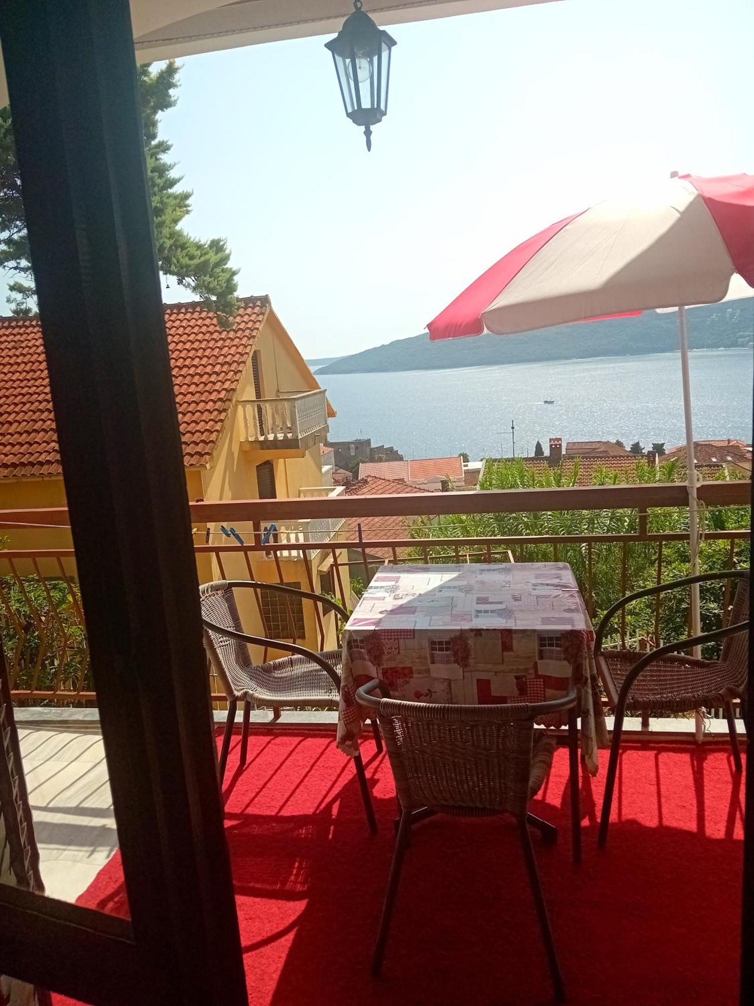 Guest House Cinderella Herceg Novi Extérieur photo